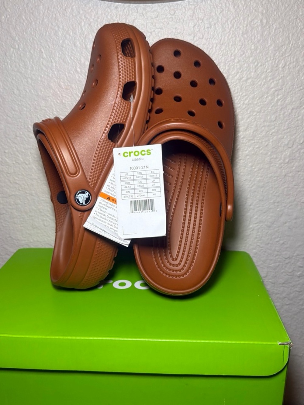 Crocs Classic Clog - Chestnut Brown unisex Shoes